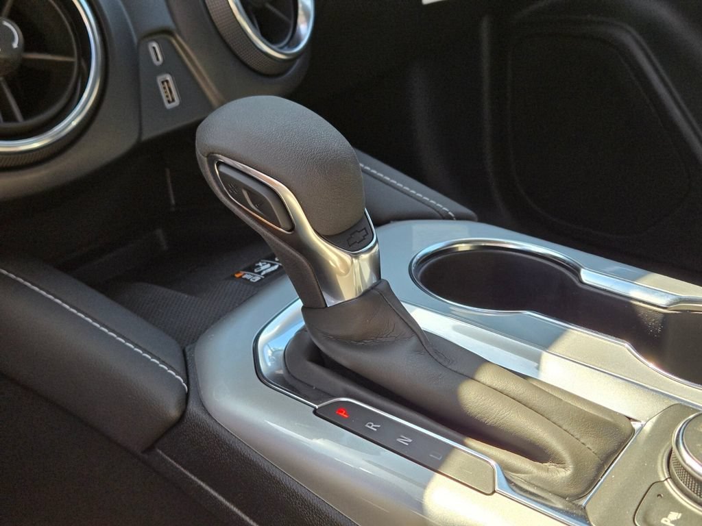 New 2026 Summit White Chevrolet 2LT image 14