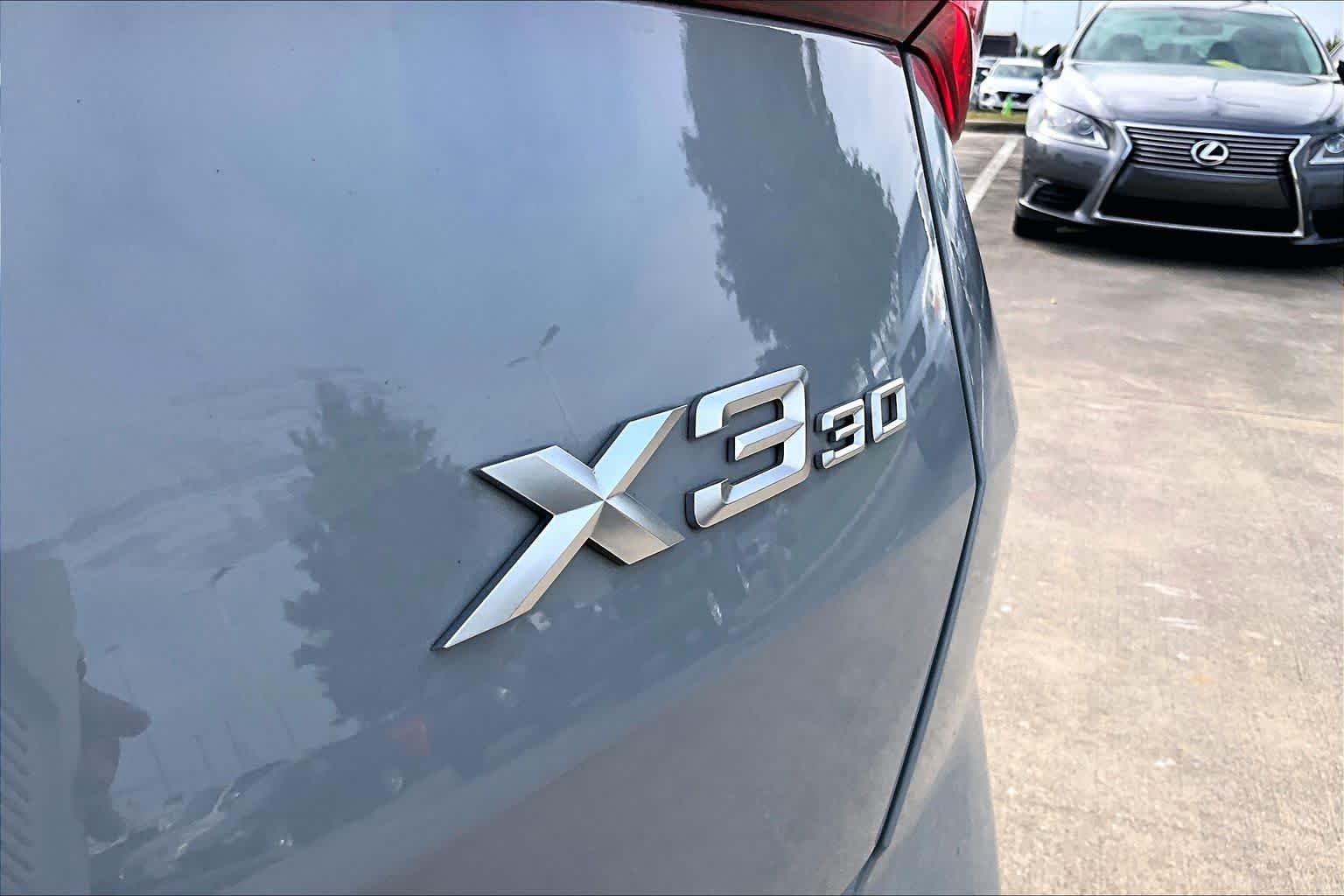 Used 2025 Brooklyn Grey Metallic BMW 30 xDrive image 29