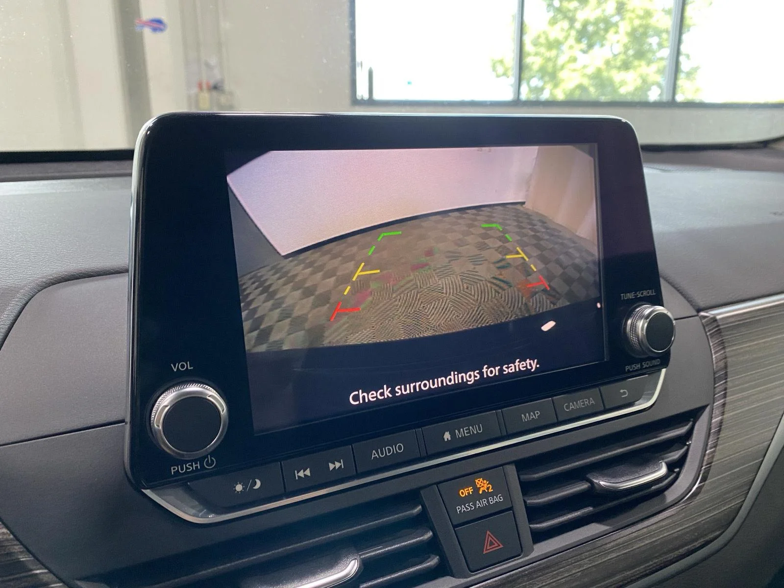 Used 2019 Super Black Nissan 2.5 SL image 26