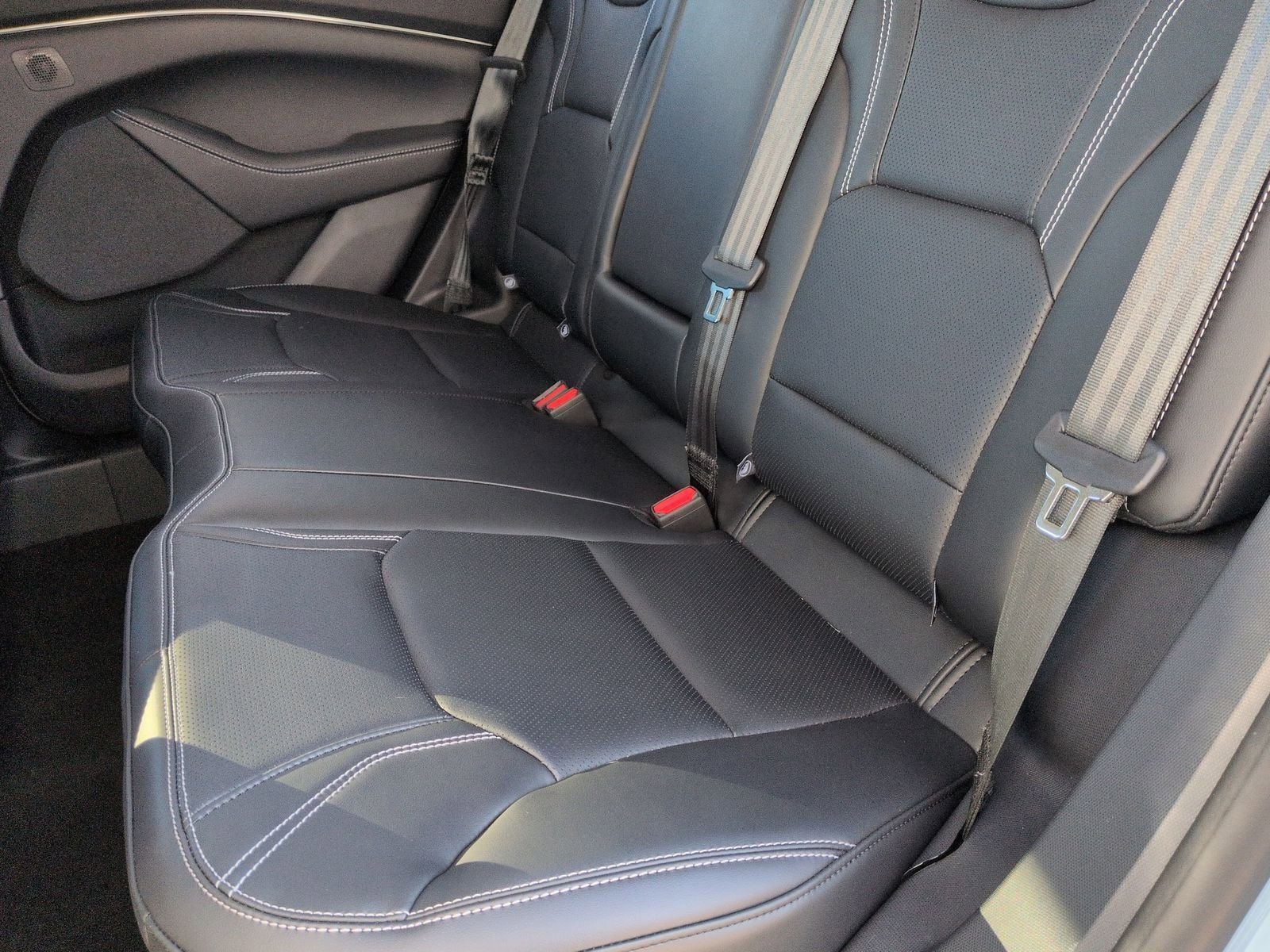 2025 Ford Mustang Mach-E Premium - Photo 20