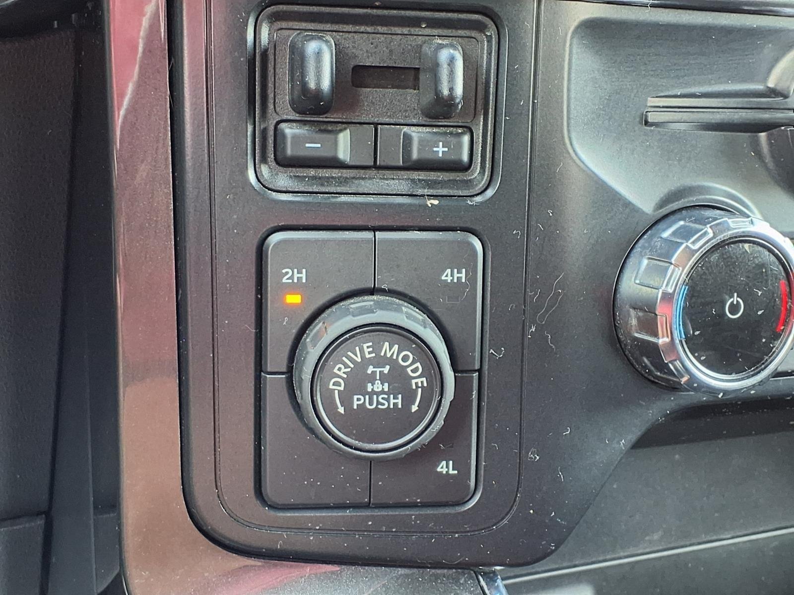 Used 2022 Gray Ford XLT image 5