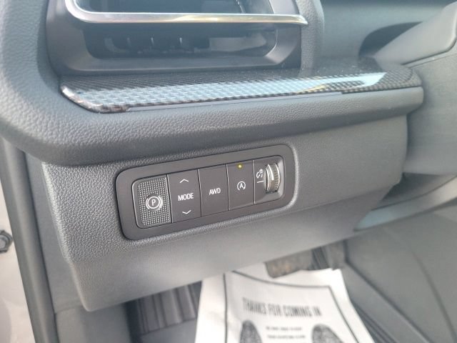 2027 Chevrolet Traverse Z71 - Photo 5