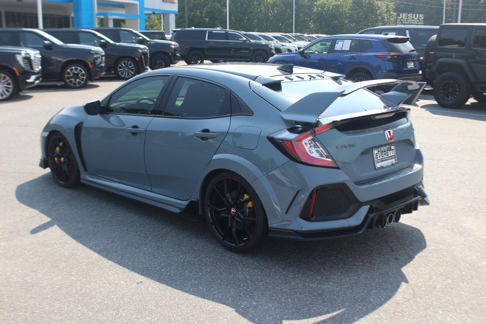 Used 2019 Grey Honda Touring image 6