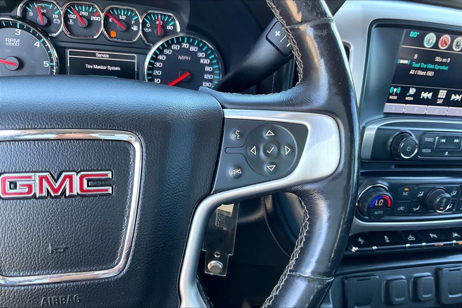 Used 2018 Summit White GMC SLT image 23