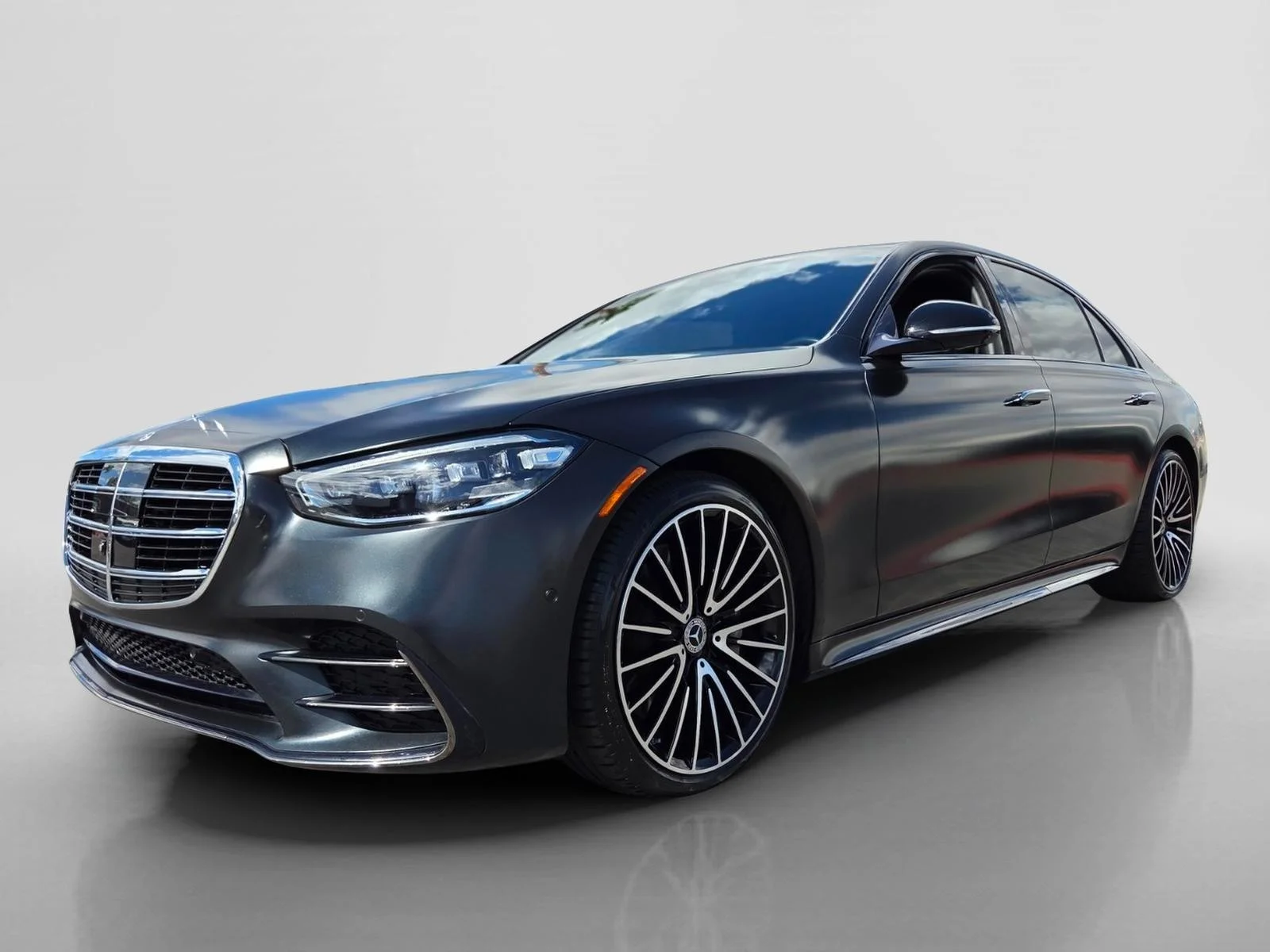 Used 2023 MANUFAKTUR Night Black Magno Mercedes-Benz S 500 image 8