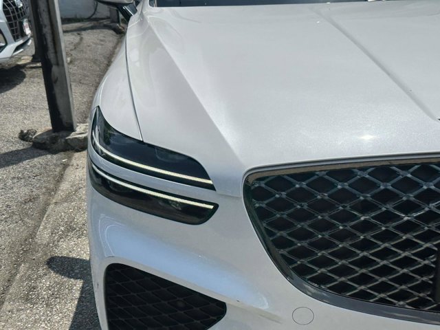 Used 2022 Uyuni White Genesis 3.5T Sport image 6