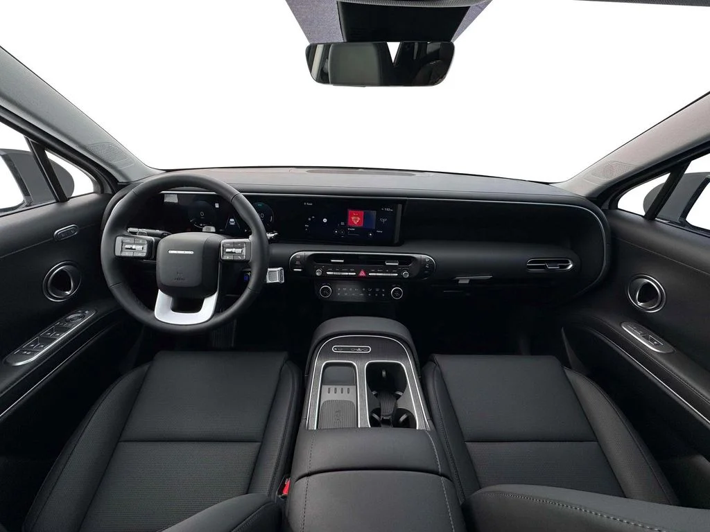 New 2026 Gray Hyundai SEL Premium image 8