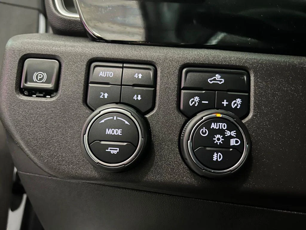 Used 2023 Summit White Chevrolet LT Trail Boss image 14