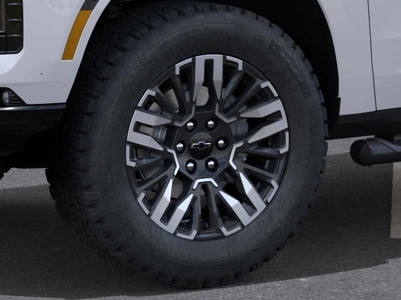 New 2026 Summit White Chevrolet Z71 image 10