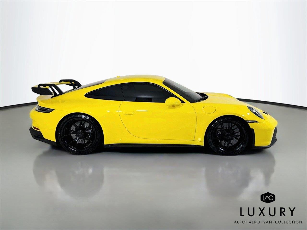 Used 2022 Racing Yellow Porsche GT3 | PCCB | PDLS+ | Matte Carbon Trim | Exclusive Design Taillights image 4