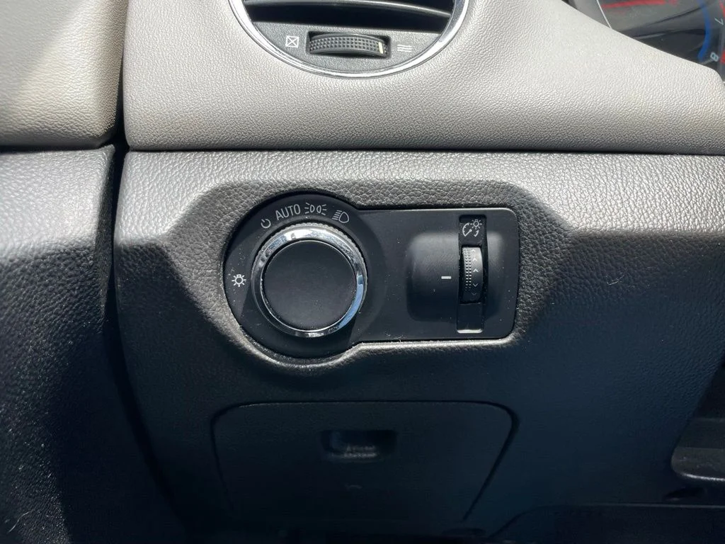 Used 2012 Autumn Metallic Chevrolet LS image 38