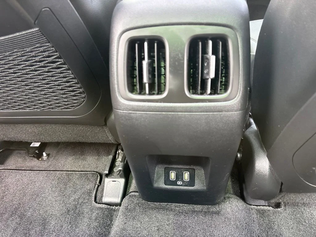 Used 2023 White Hyundai Limited image 20