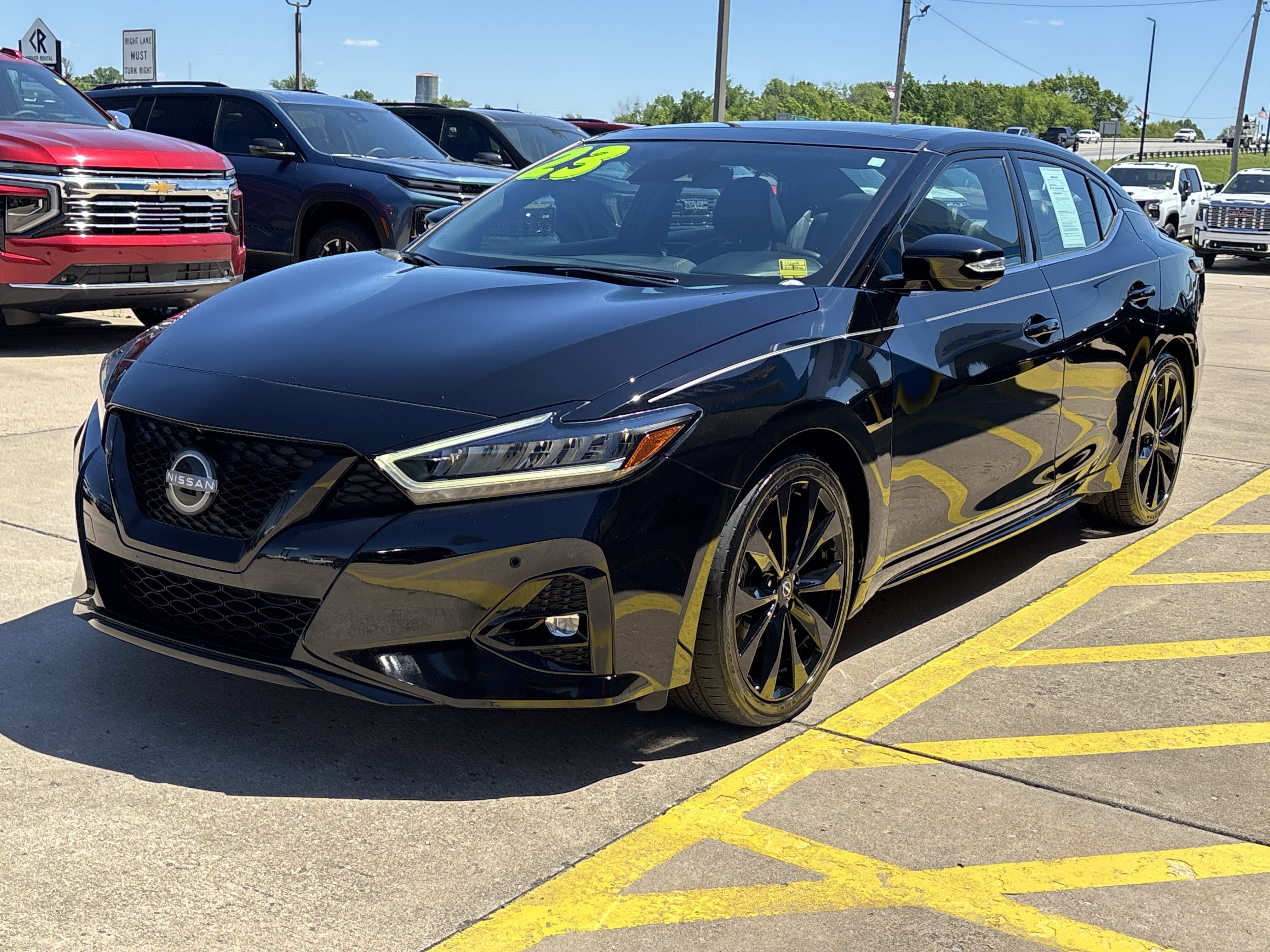 Used 2023 Black Nissan SR image 10