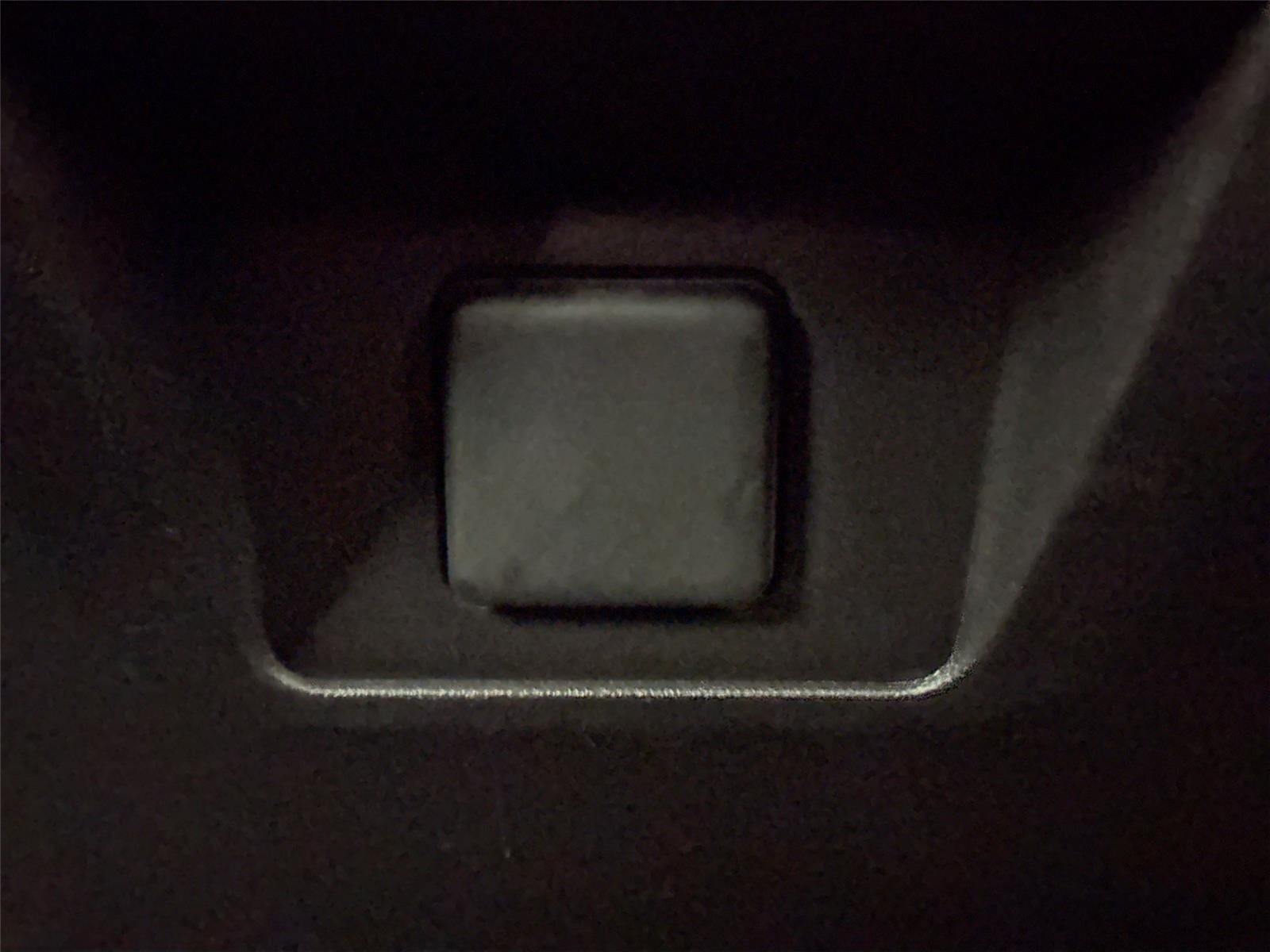 Used 2022 Summit White Chevrolet LT image 37