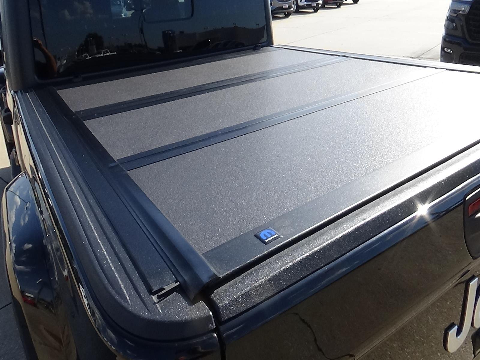 Used 2021 Black Clear Coat (px8) Jeep Overland image 10