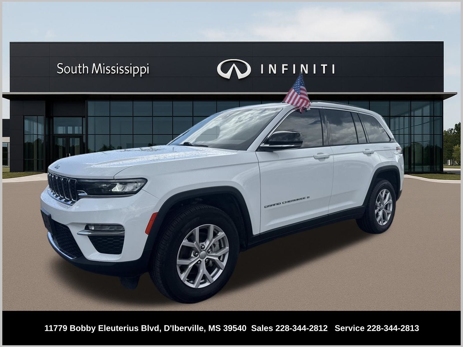Used 2022 White Jeep Limited image 1