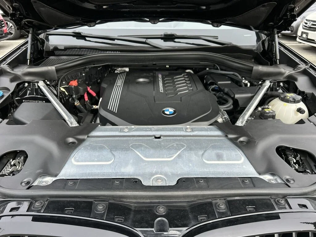 Used 2021  BMW M40i Dilawri Certified  Local BC   Clean Title image 34