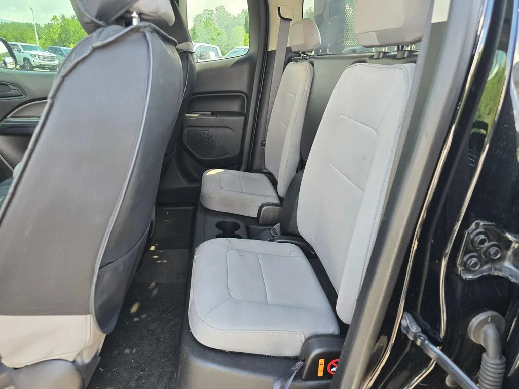 Certified Used 2017 ONYX BLACK GMC 4WD image 10