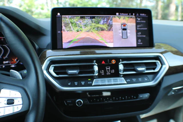 Used 2024 Skyscraper Grey Metallic BMW sDrive30i image 12