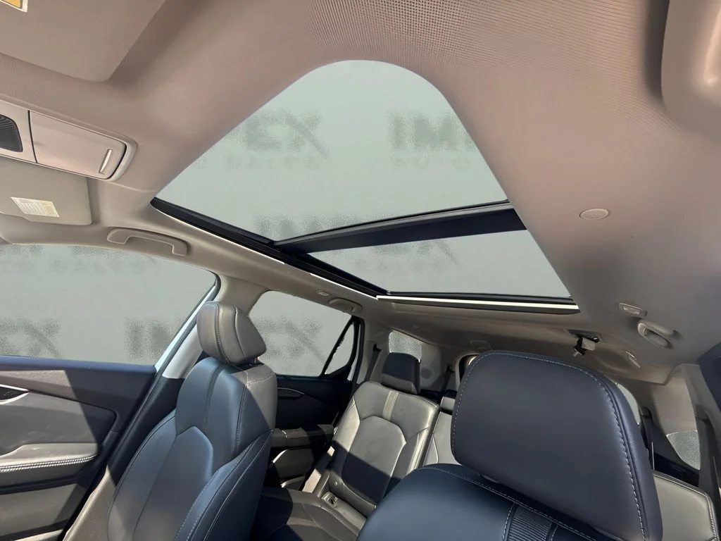 Used 2024 White Honda Touring image 10