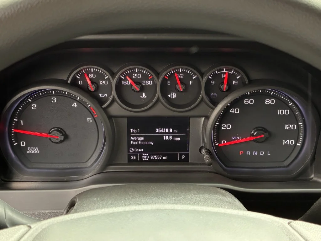 Used 2021 SILVER ICE METALLIC Chevrolet Custom image 26