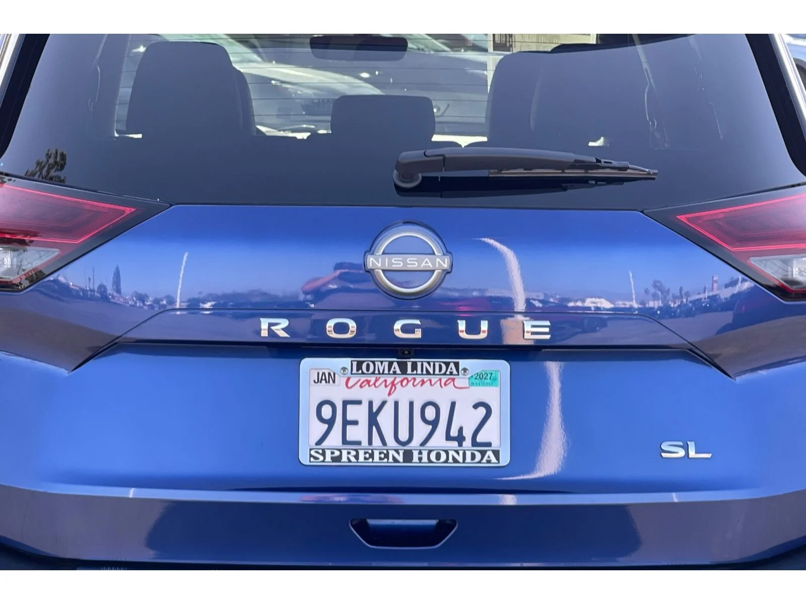 Used 2023 Caspian Blue Metallic Nissan SL image 49