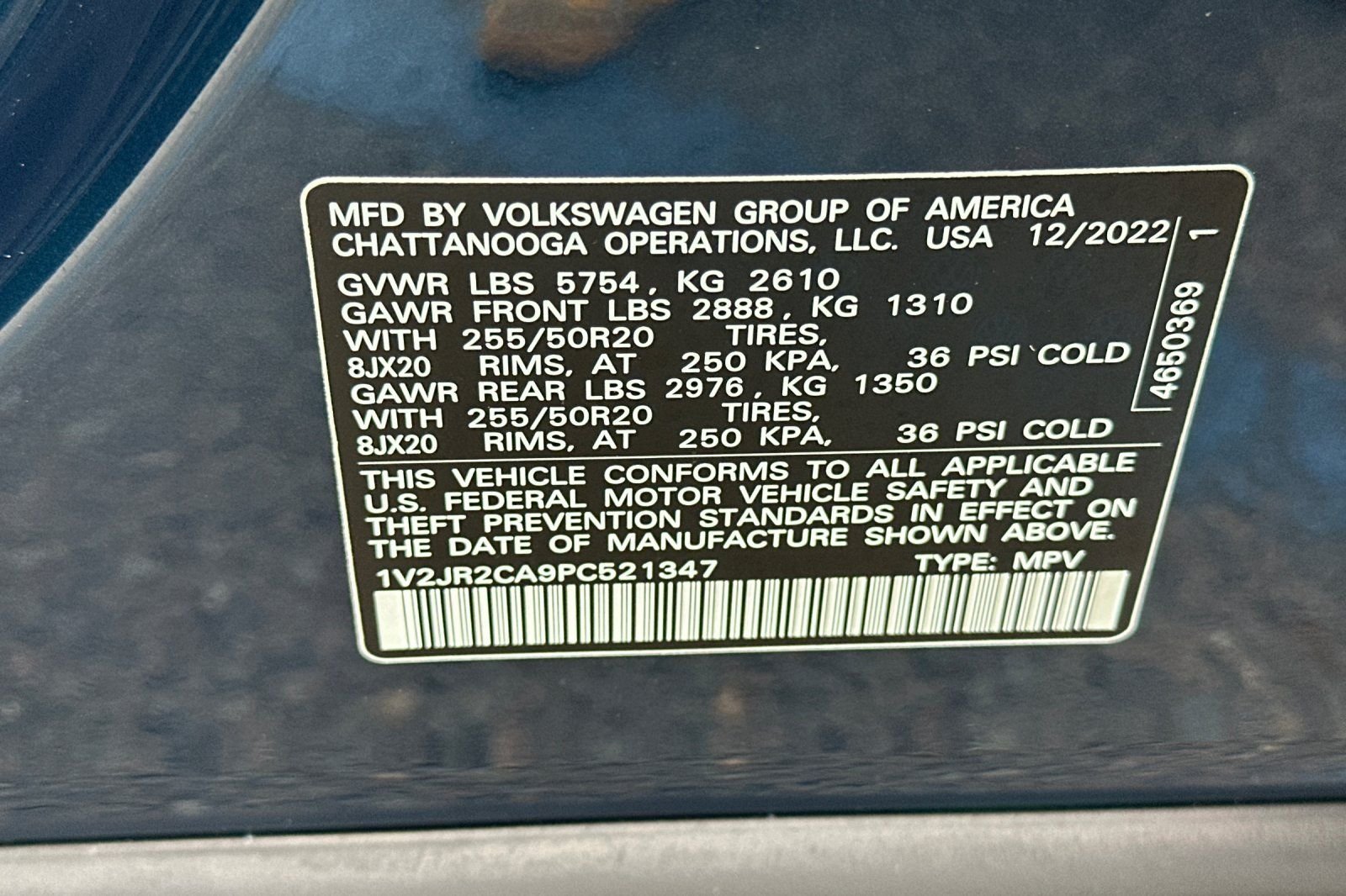 Certified Used 2023 Blue Metallic Volkswagen 3.6L V6 SE w/Technology image 29
