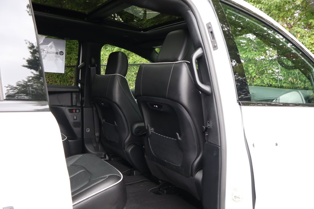 2024 Chrysler Pacifica Limited - Photo 52
