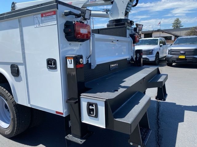 2025 Ford F-600 Super Duty Chassis Cab XL - Photo 19