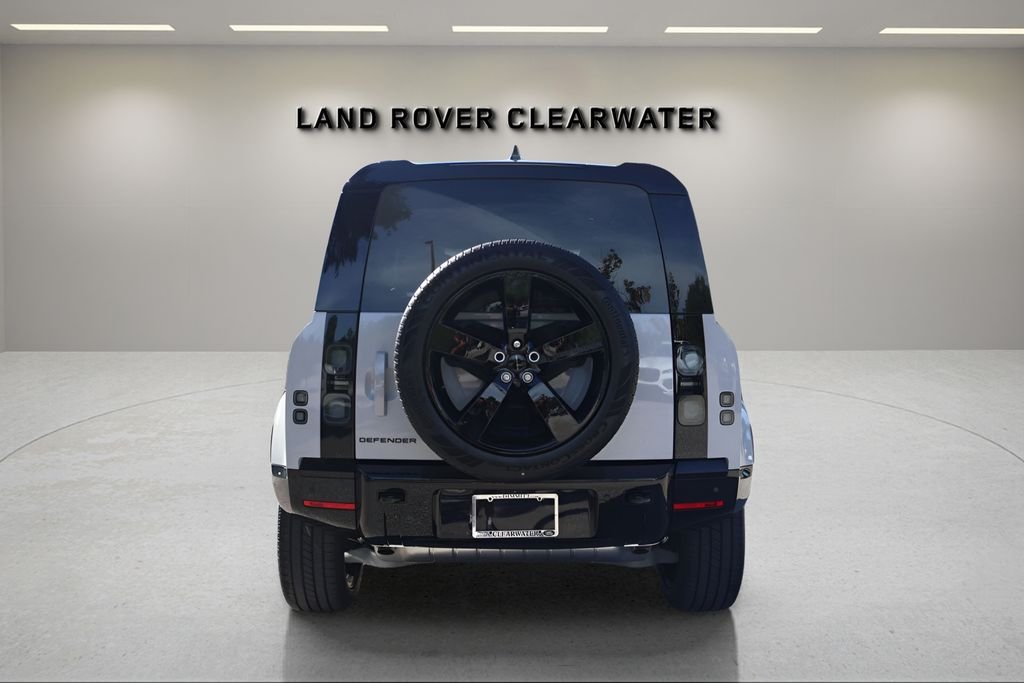 New 2026 Borasco Grey Land Rover X-Dynamic SE image 4