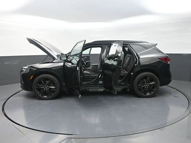 Used 2021 Black Chevrolet RS image 33