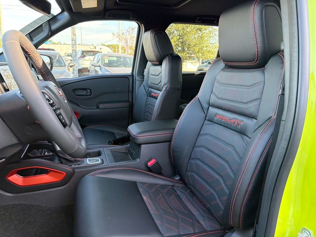 New 2026 Nissan Frontier PRO-4X 4D Crew Cab