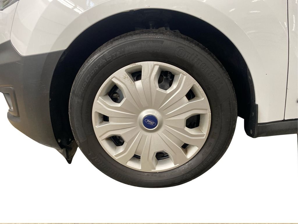 Used 2023 White Ford XL image 5