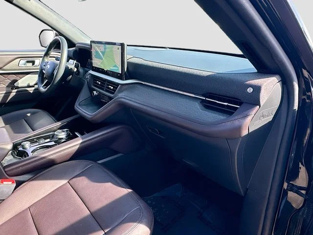 2025 Ford Explorer Platinum - Photo 32