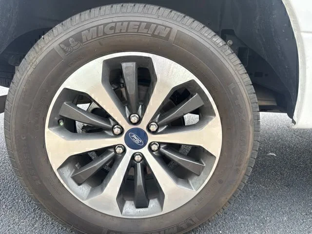 Used 2020 White Ford XL image 6