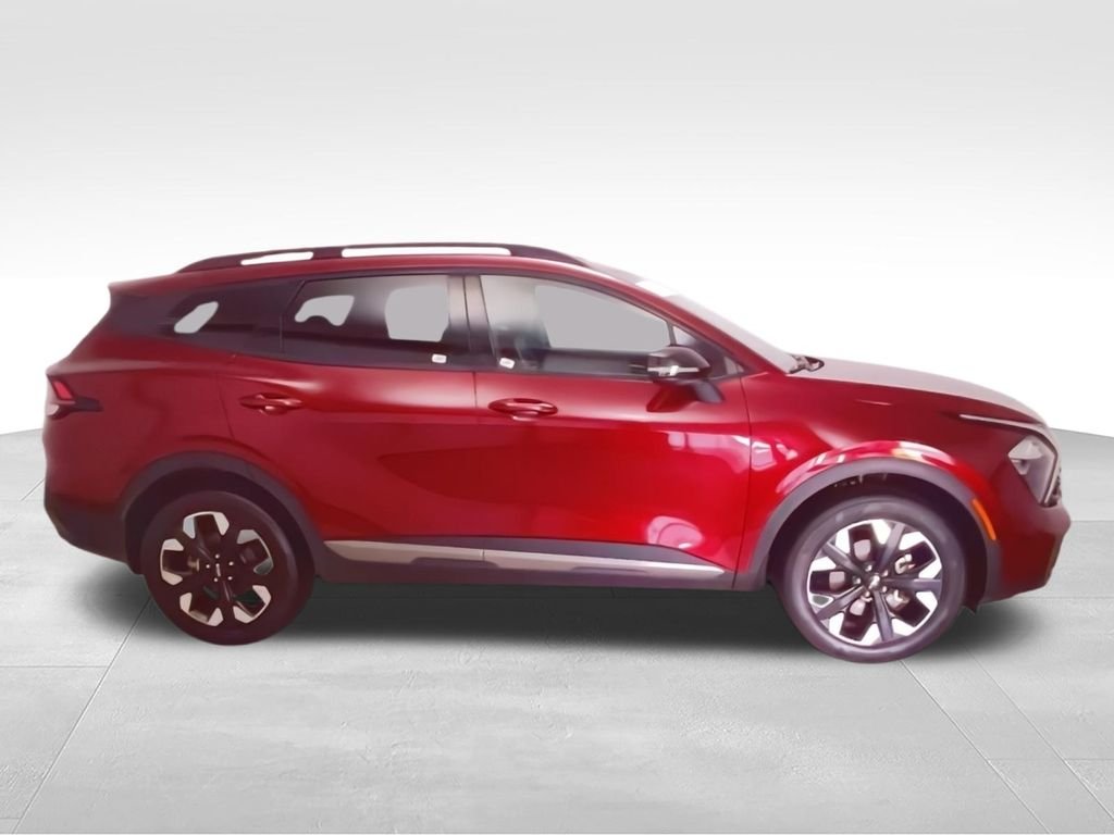 Used 2023 Red Kia X-Line image 4