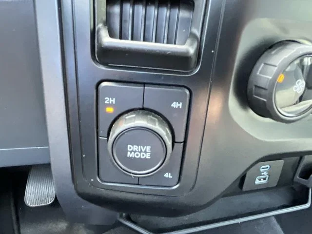 Used 2023 White Ford XLT image 40