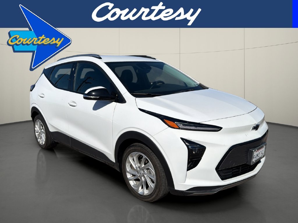 Used 2023 White Chevrolet LT image 1