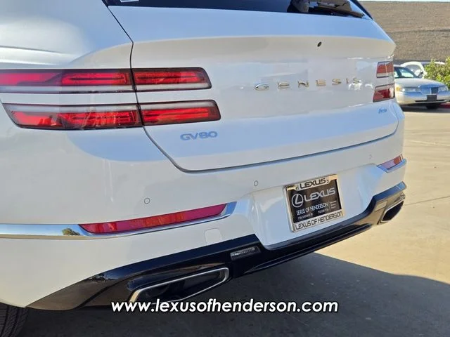 Used 2021 White Genesis 2.5T image 5