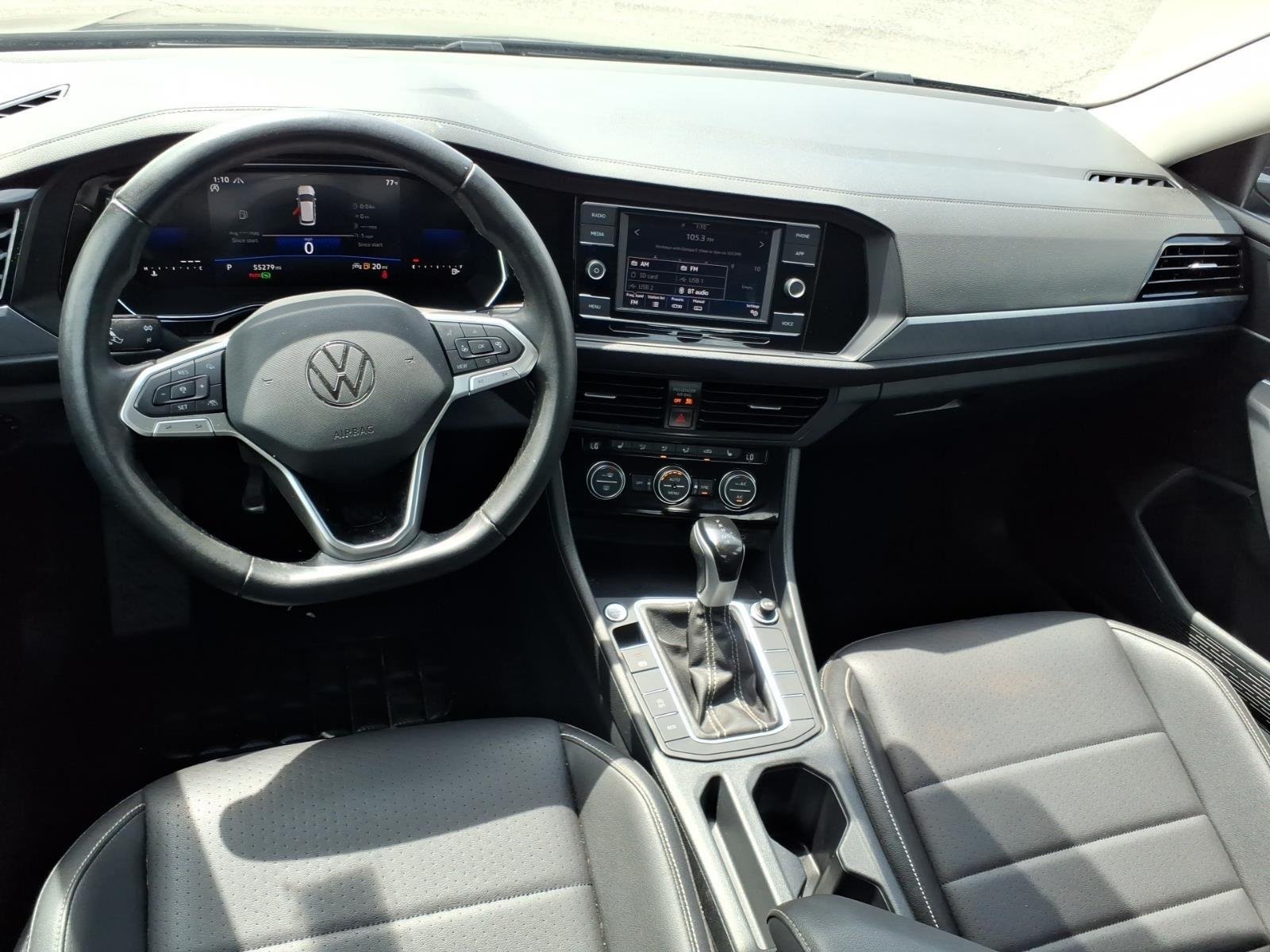 Used 2024  Volkswagen SE image 20