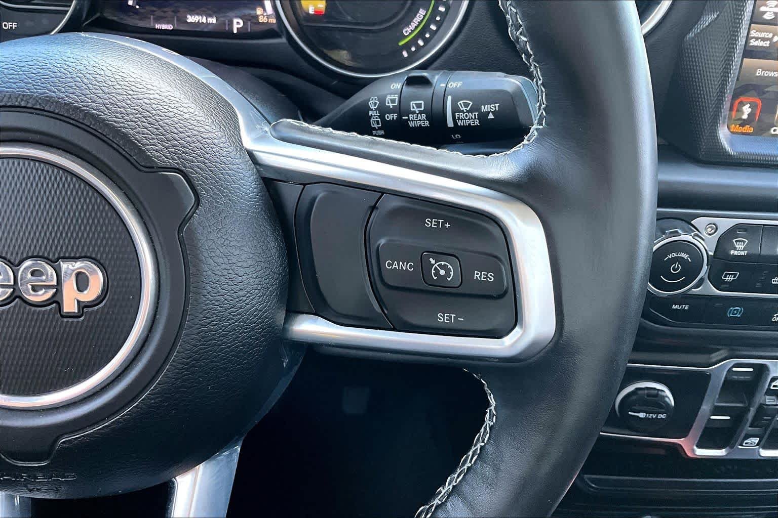 Used 2023 Sting-Gray Clearcoat Jeep Sahara image 22