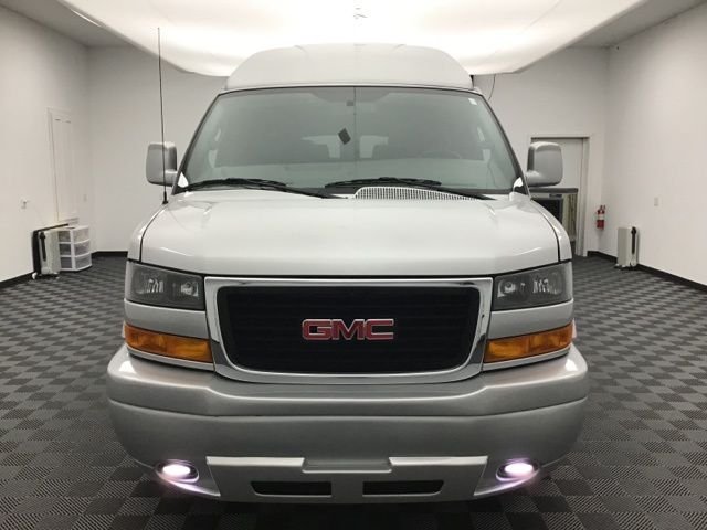 Used 2023 Silver GMC Explorer Limited SE image 14