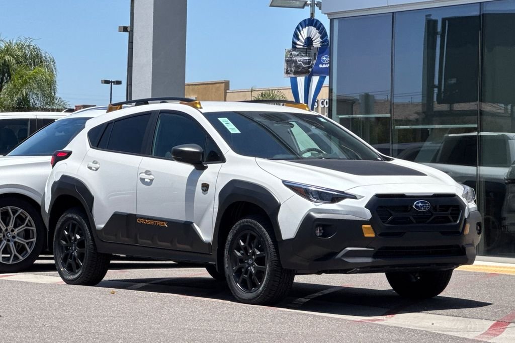 New 2026 CRYSTAL WHITE PEARL Subaru Wilderness image 2