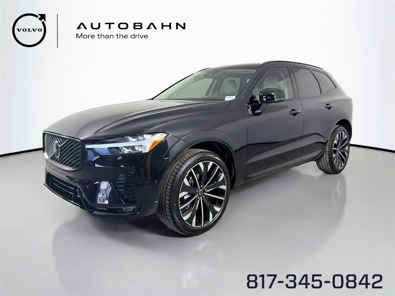 2026 Volvo XC60 B5 Ultra Dark AWD's photo