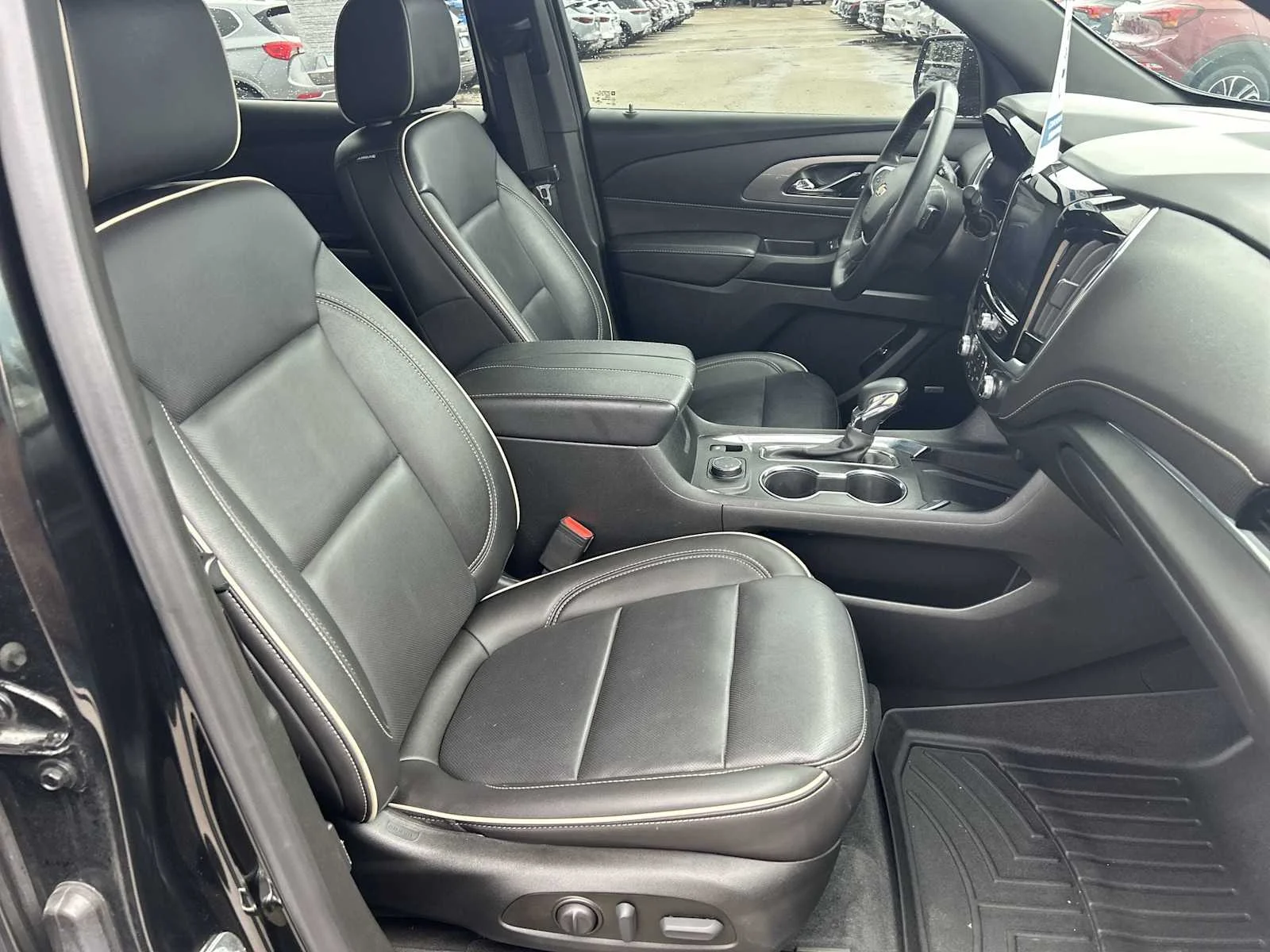 Used 2023 Mosaic Black Metallic Chevrolet Premier image 28