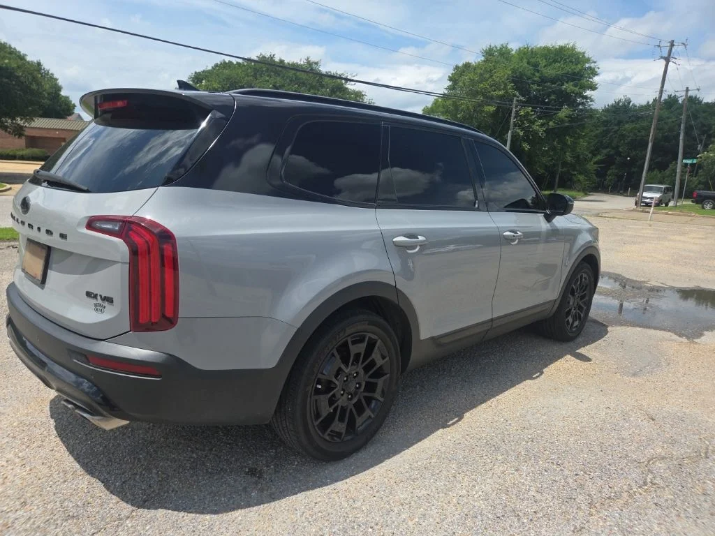 Used 2021 Gray Kia EX image 7