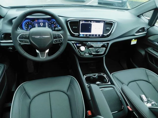New 2026 Black Chrysler Limited image 15