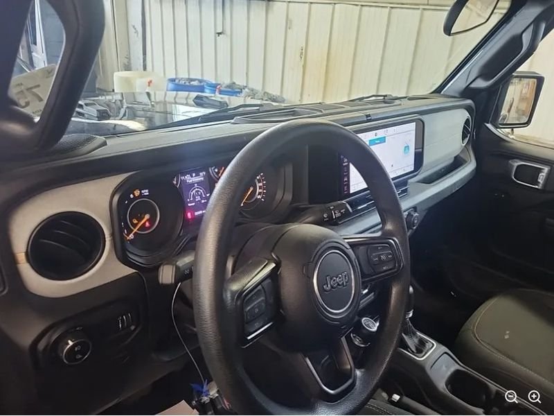 Used 2025 Fathom Blue Pearlcoat Jeep Nighthawk image 5
