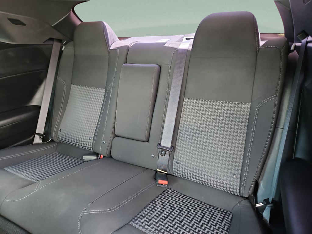 Used 2023 Black Dodge SXT image 29