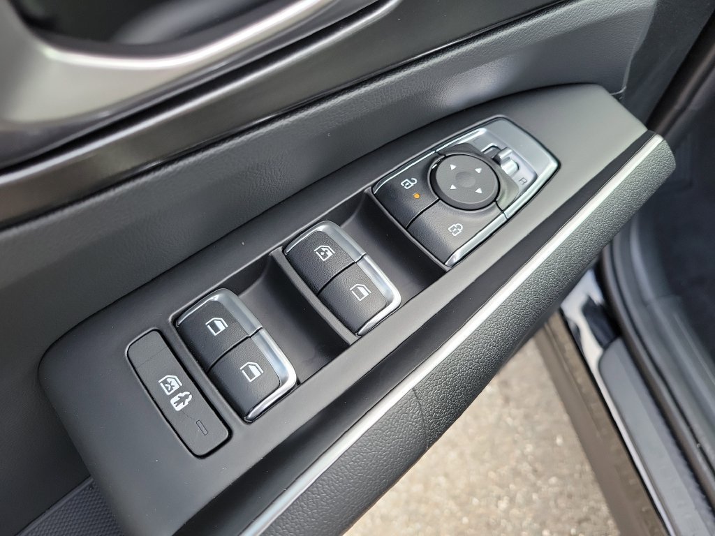 New 2026 Ebony Black Kia S image 20